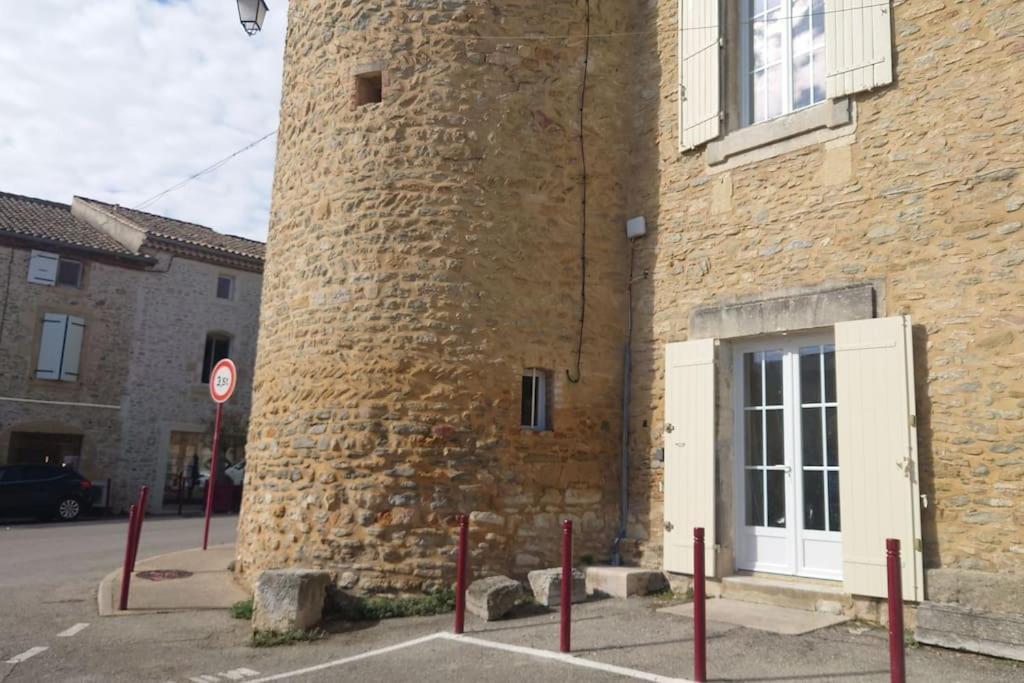 Appartement De La Tour Connaux Exterior foto