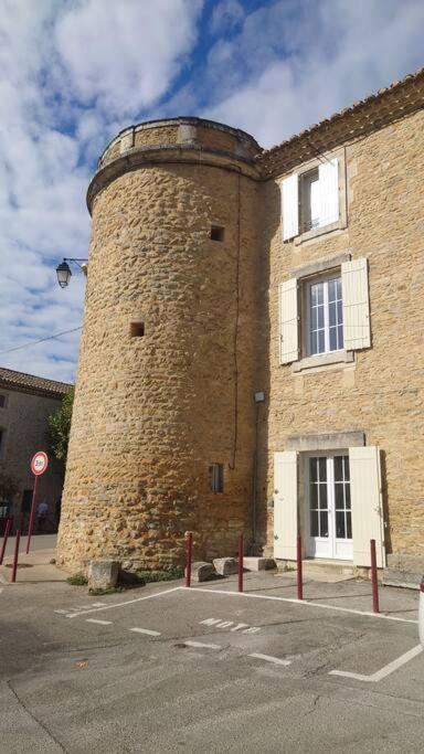 Appartement De La Tour Connaux Exterior foto